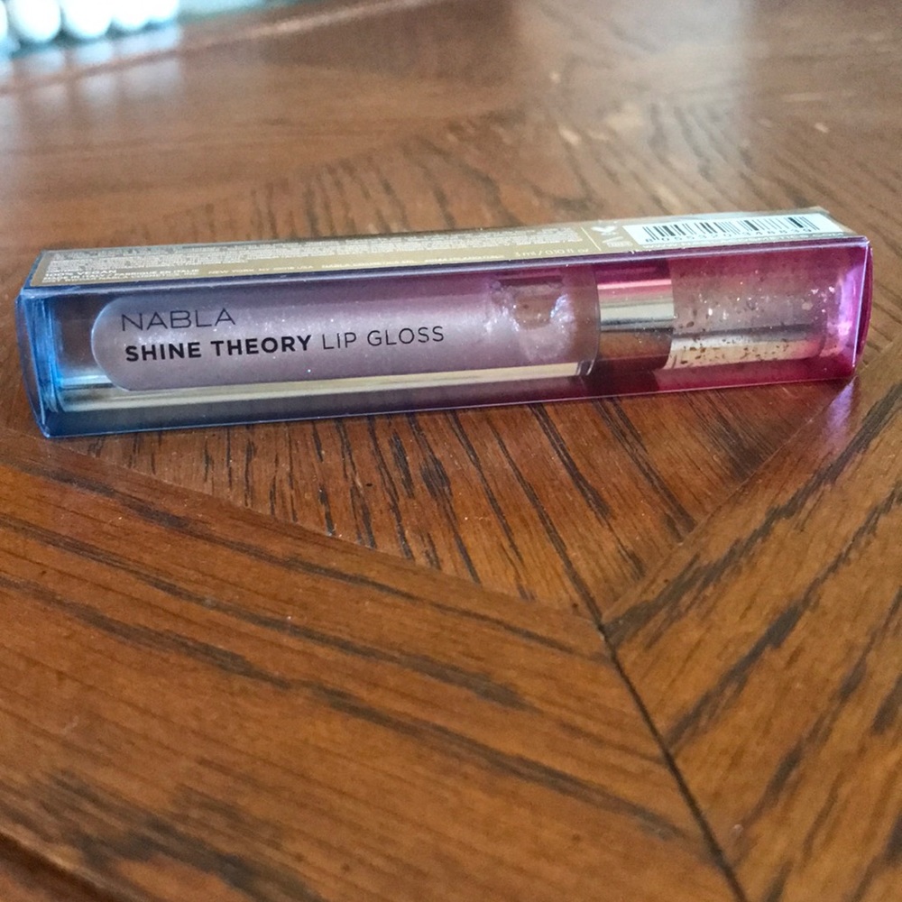 NABLA lip theory lip gloss